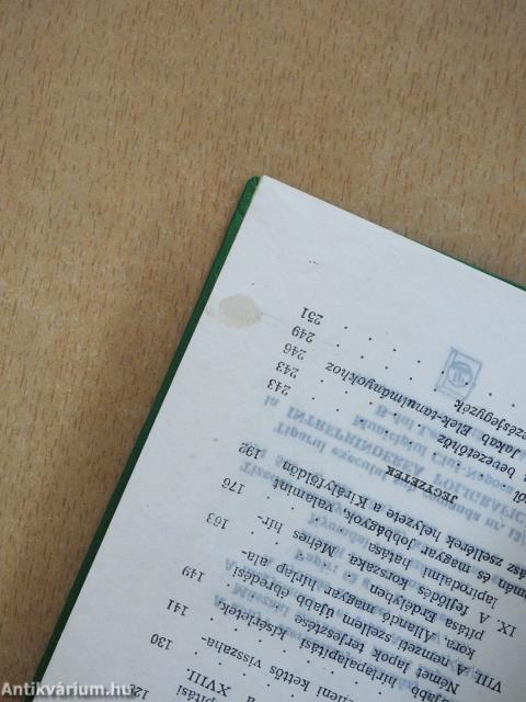 Tanulmányok (dedikált példány)