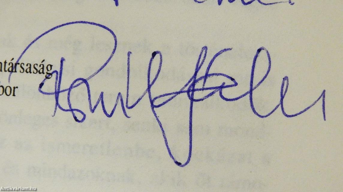 Az oroszok szépen hazamentek... (dedikált példány)