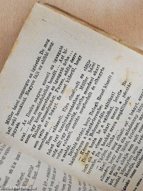 "Egy kereke hiányzik" (rossz állapotú)