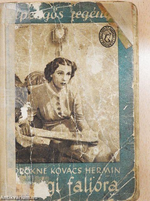 A régi falióra (rossz állapotú)