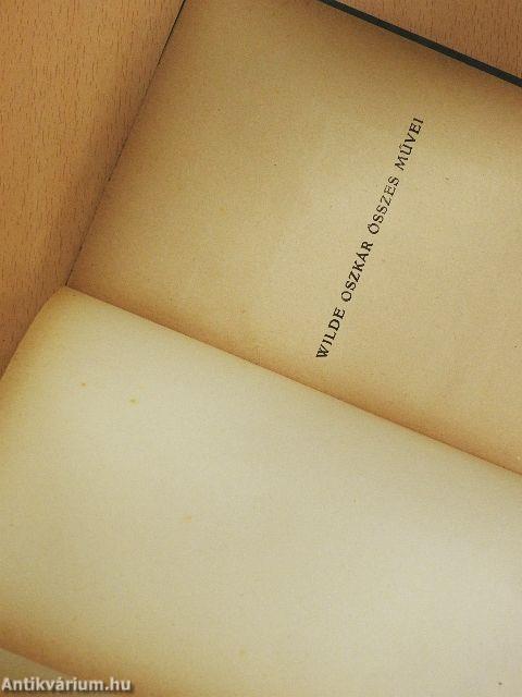 A szent kurtizán vagy a drágaköves asszony/A jelentéktelen asszony