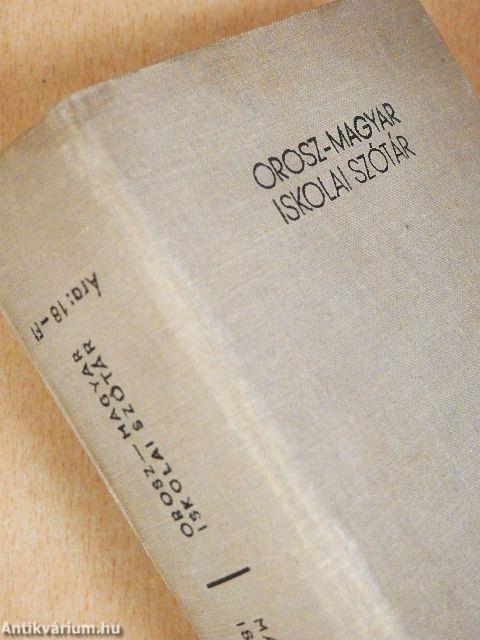 Magyar-orosz/orosz-magyar iskolai szótár