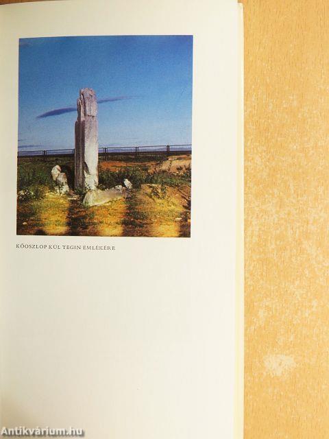 Kőbe vésett eposzok