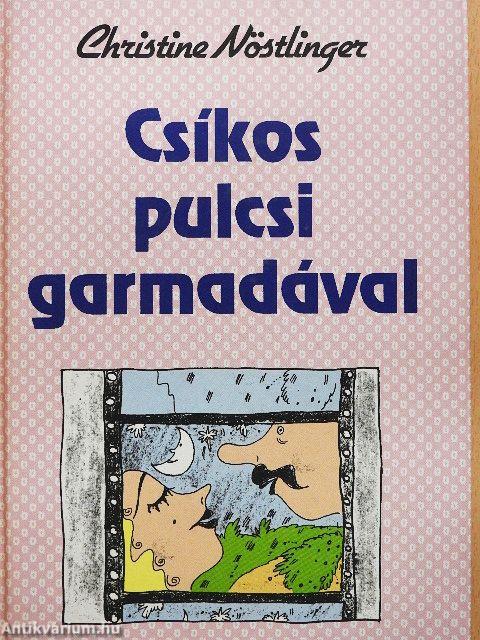 Csíkos pulcsi garmadával
