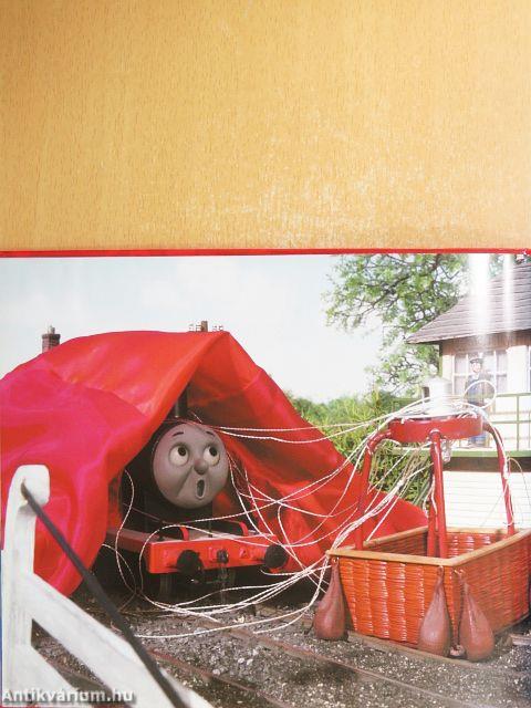 Thomas, James és a piros léghajó