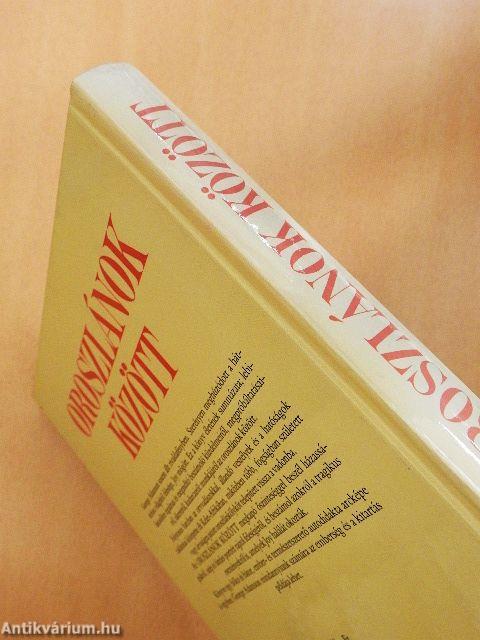 Oroszlánok között