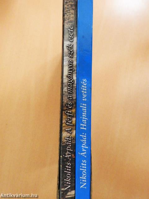 A férfi és a magányos szék esete/Hajnali vetítés (dedikált példány)