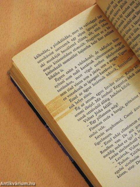 Egyszál magam (aláírt példány)