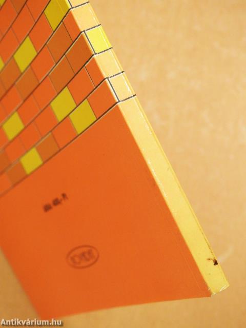 Iskoláskorunk és játékaink (dedikált példány)