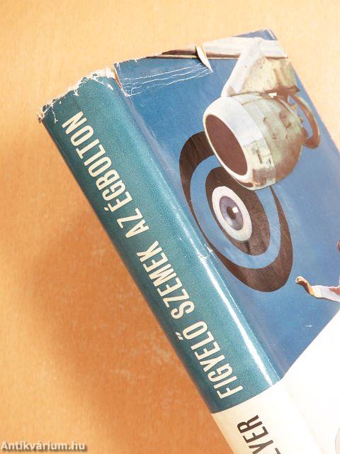 Figyelő szemek az égbolton