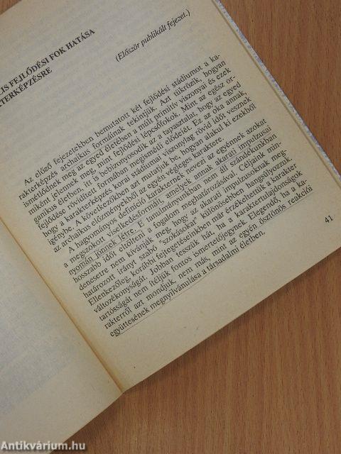 Pszichoanalitikus tanulmányok a karakterképzésről