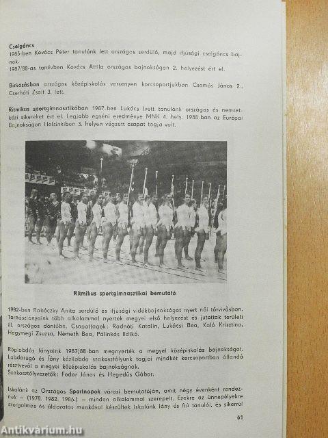 A Gárdonyi Géza Gimnázium és Óvónői Szakközépiskola Évkönyve 1976-1989.