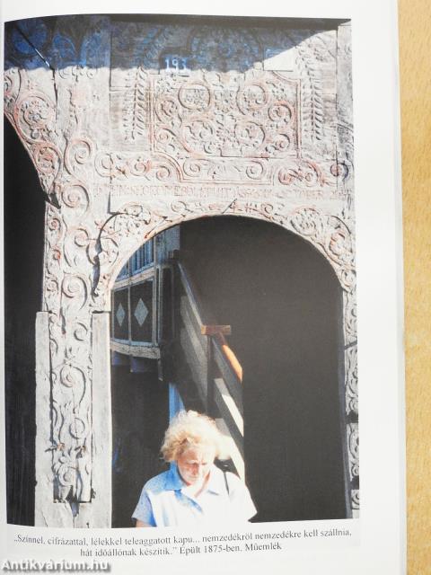 Székelykapuk Máréfalván (aláírt példány)