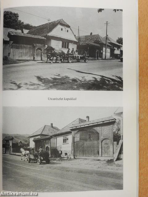 Székelykapuk Máréfalván (aláírt példány)