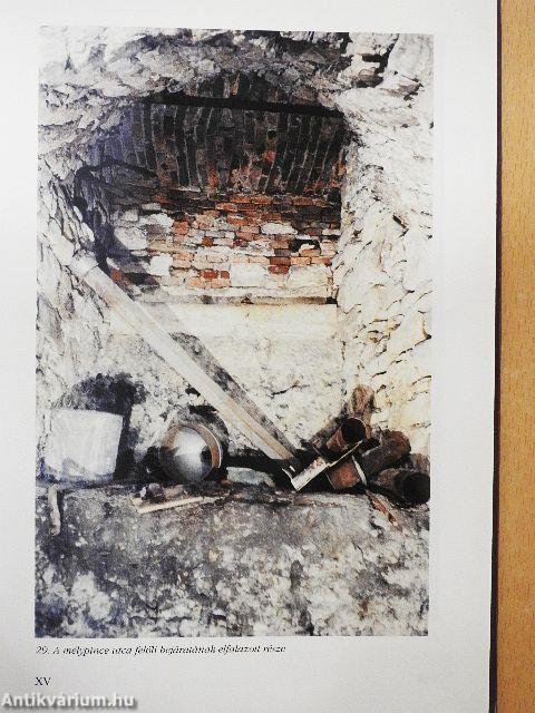 Ház a Főtér sarkán