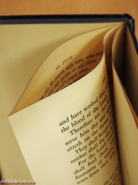 St. Joan (aláírt példány)