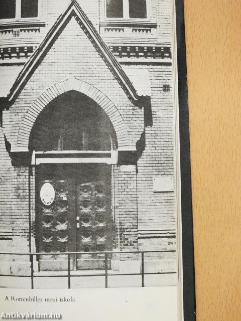 Úttörők voltak (dedikált példány)