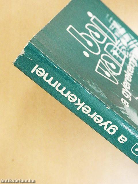 Baj van a gyerekemmel