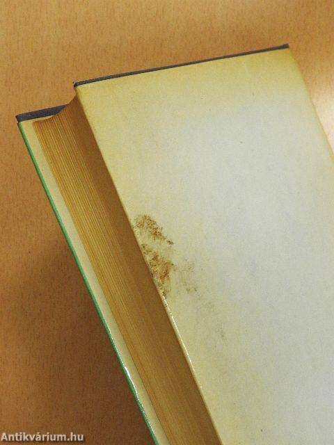 Író a toronyban/Palásthy titka/Tökász/Zöld gyep, zöld asztal/A főispán