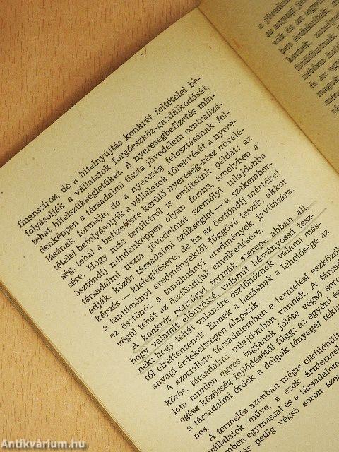 Pénzügyek a szocializmusban