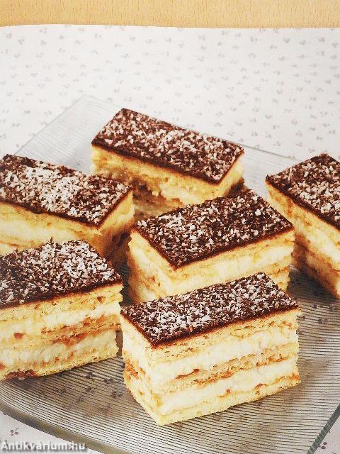 Vegyes, édes sütemények