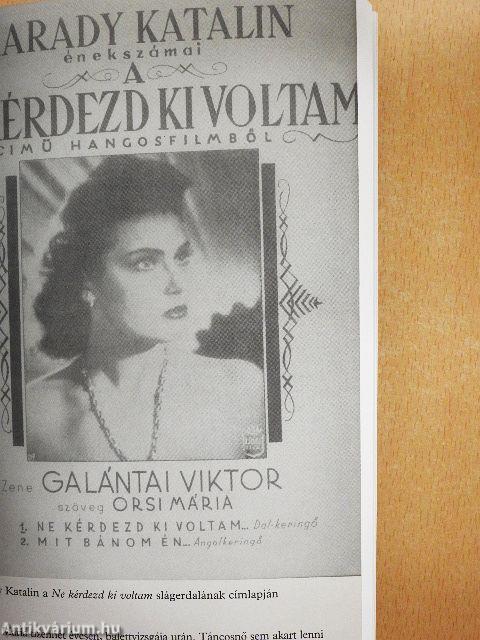 Emberek és jelmezek