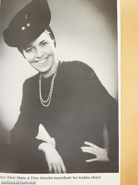 Emberek és jelmezek