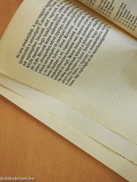 Minden kegyelem!/Házának ajtaja nyitva áll