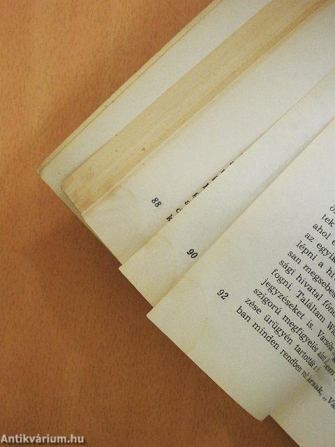 A gyanú árnyékában