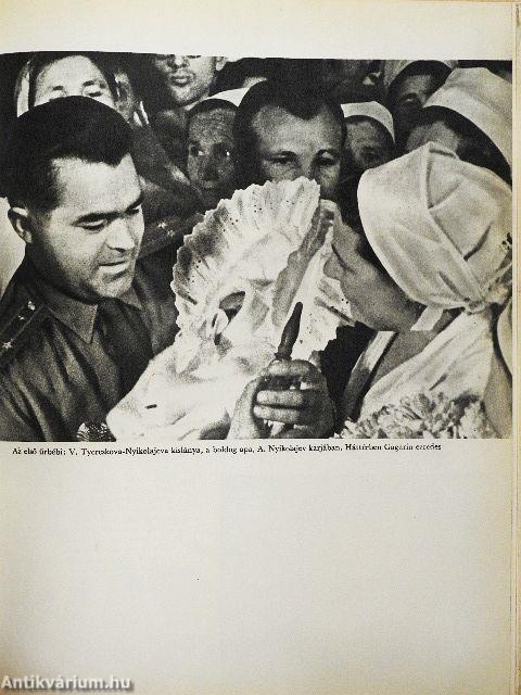 Tíz év űrkutatás