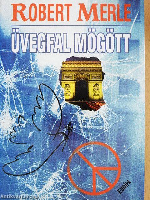 Üvegfal mögött