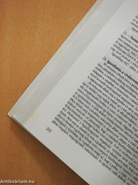 "Ősi hittel, becsülettel a hazáért!"