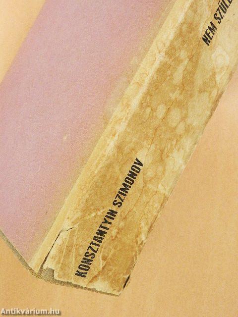 Nem születünk katonának