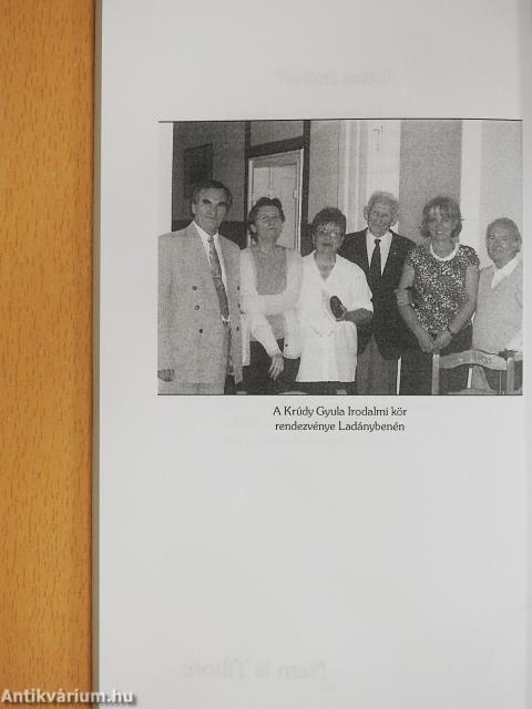 Tegnapok holnapjai (dedikált példány)