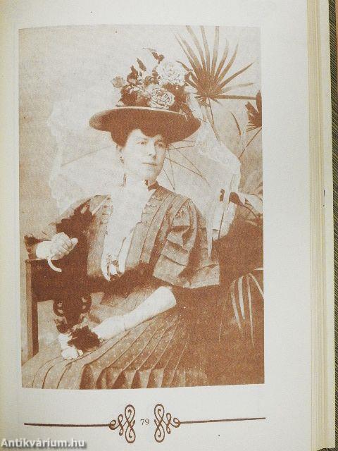 Régi magyar lányok