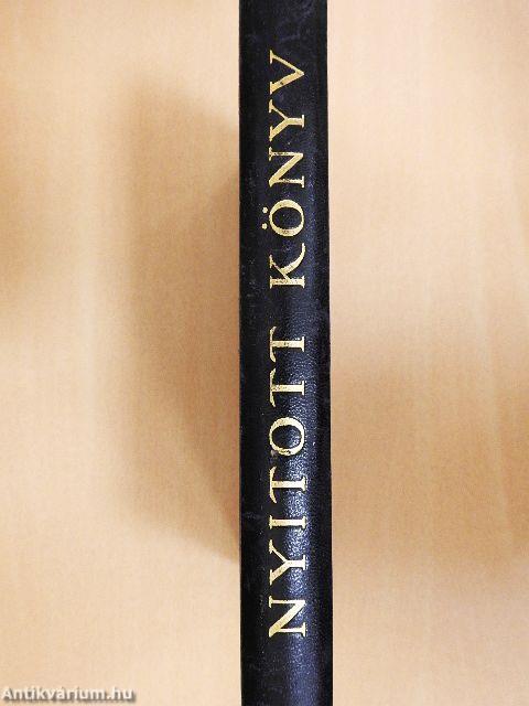 Nyitott könyv