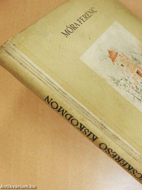 Kincskereső kisködmön