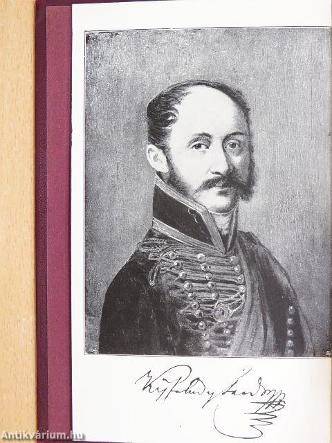 "40 kötet az Élő könyvek-Magyar Klasszikusok sorozatból (nem teljes sorozat)"