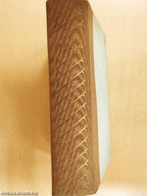 És múlnak az évek