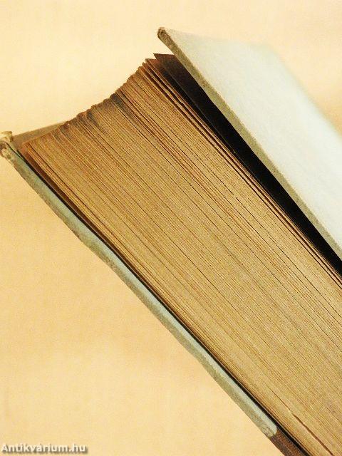 És múlnak az évek