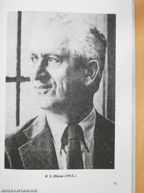 Tanulók, iskolák - különbségek (dedikált példány)