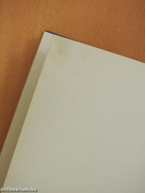 A Magyar Vöröskereszt 100 éve (dedikált példány)