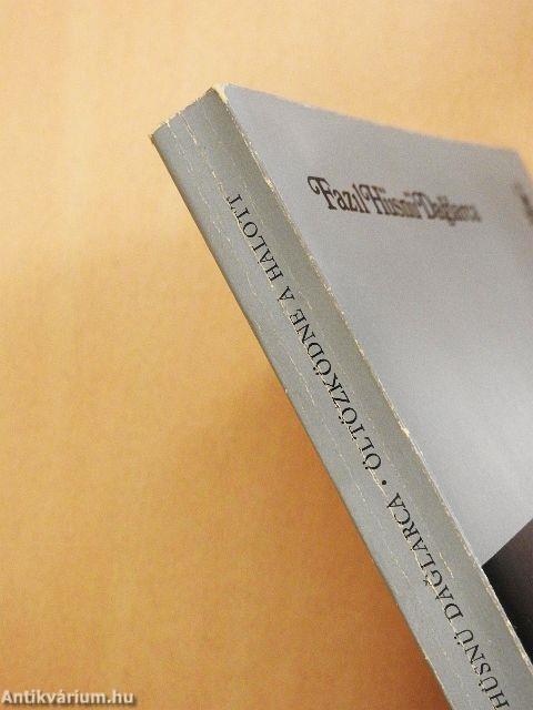 Öltözködne a halott