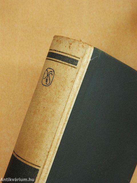 Lobbanás az alkonyatban