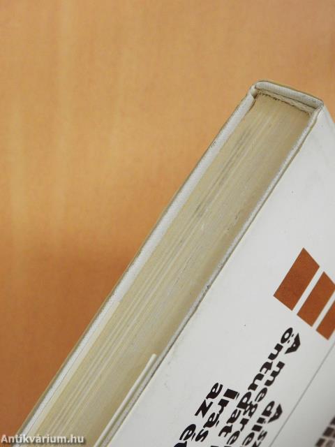 Három tanulmány (dedikált példány)