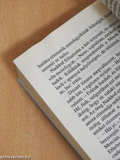 Elpusztítva, felperzselve