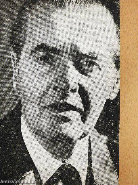 Lány az uszodából