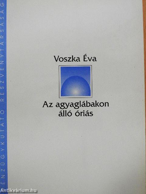 Az agyaglábakon álló óriás