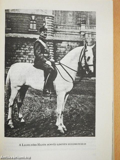 A legfelsőbb hadúr és hadserege