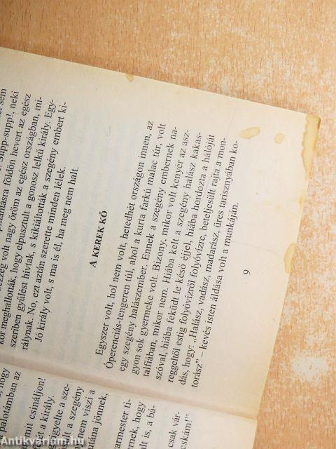 Terülj, terülj asztalkám!